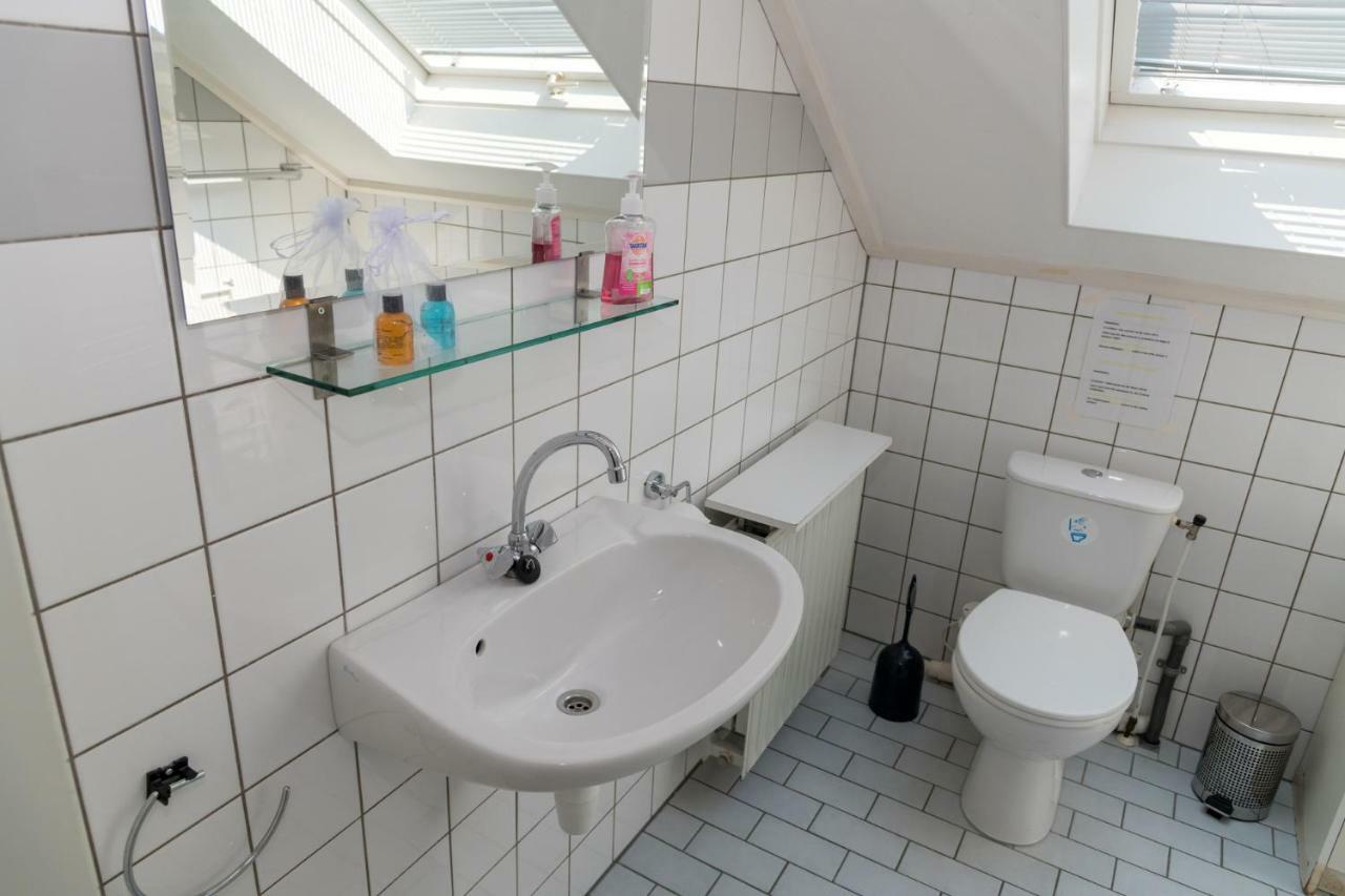 Twee-Onder-Een-Kapvakantiewoning Met Ruime Tuin - Fort Soleil 17 Breskens Exterior photo